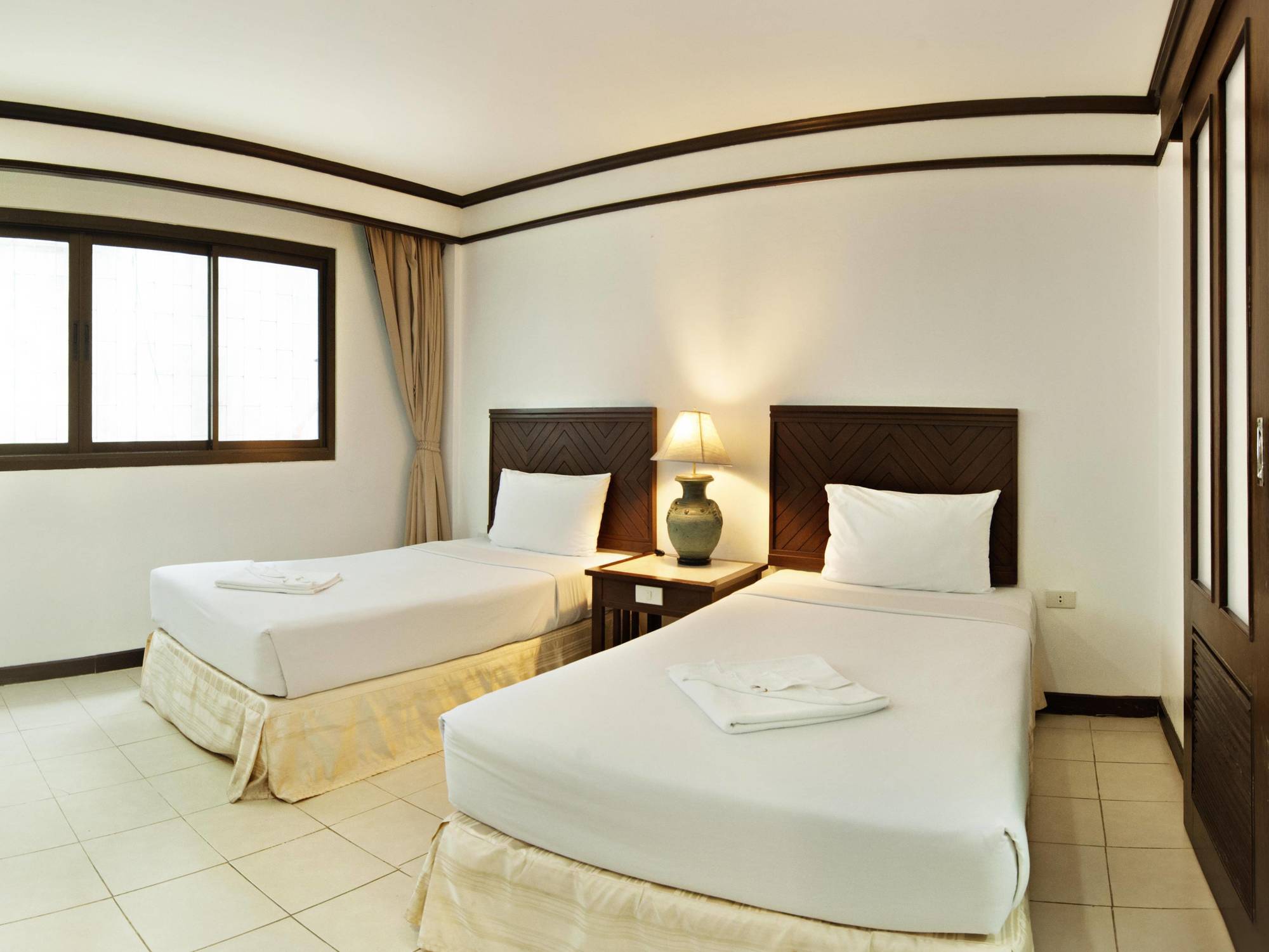 Rattana Mansion Phuket Exterior foto